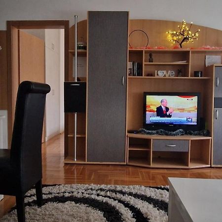 Centar S Διαμέρισμα Ni Εξωτερικό φωτογραφία